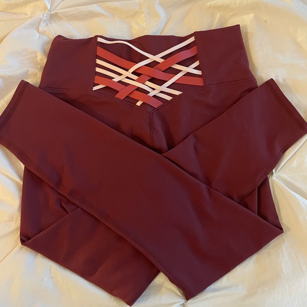 Fabletics bundle!! - Picture 4 of 4
